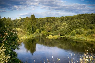Polist Nehri Belebelki köyü yakınlarında, Poddorsky District, Novgorod Bölgesi.