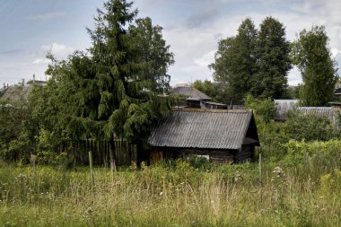 Eski rus tarzı ahşap kütük sauna