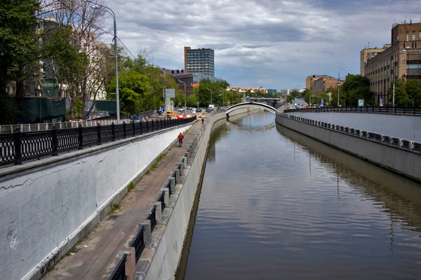 Moscow Russia May 2020 View Yauzskaya Street Yauzu River Serebryanicheskaya — Stock Photo, Image