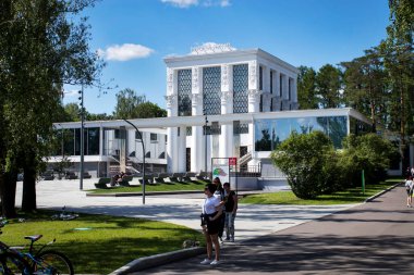 MOSCOW, Rusya - 24 Haziran 2020: Sinema Müzesi. Pavilion No. VDNH 'nin 36 