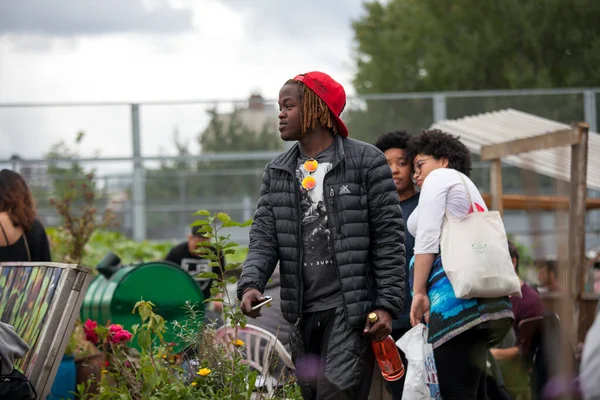 London July 2019 Nomadic Community Garden Communal Garden Party Young — Stock Photo, Image