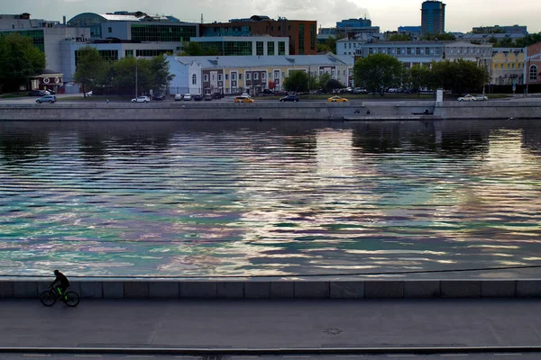 Moscow Russia July 2020 Derbenevskaya Embankment Moscow River Dusk Colorful — Stock Photo, Image