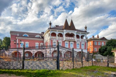 Myshkin, Rusya - 26 Temmuz 2020 Myshkin Odası, farelere adanmış küçük bir müze. Çizgi filmlerdeki fareler, fare bebekleri, fare oyuncakları. Fare ile döşeme örnekleri