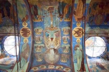 Tutayev, Yaroslavl Oblastı, Rusya - Temmuz 2020: Bölgenin kutsal yerleri. Diriliş Katedrali (Voskresensky Katedrali, 18. yüzyıl).