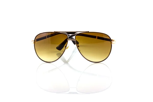 Sonnenbrille Aus Metall Auf Weißem Hintergrund — Stockfoto