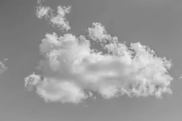Chmury Błękitnym Niebie Natura — Zdjęcie stockowe