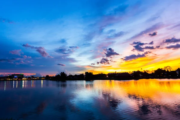 Twilight Sky Park — стоковое фото