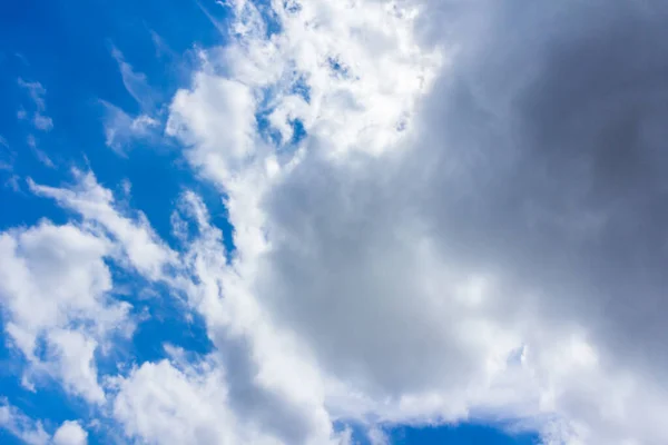 Zonnige Dag Blauwe Lucht Met Wolken Natuur — Stockfoto