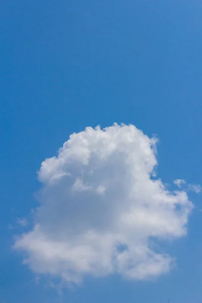 Хмари Сонячний День Сонце Блакитне Небо Білі Хмари — стокове фото