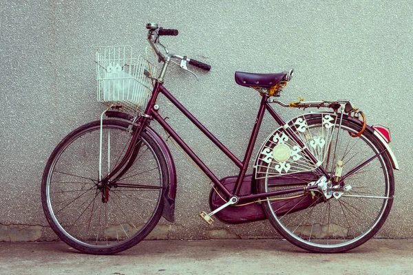 Bicicleta Antigua Vintage Calle —  Fotos de Stock