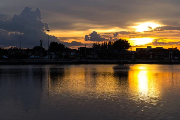 Sonnenuntergang Himmel Park Dämmerung Silhouette — Stockfoto