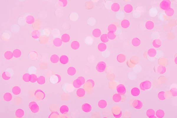 ピンクのパーティ紙吹雪 クリエイティブなパステル調ファンタジー ホリデー カード ベビー シャワー 誕生日 お祝いの概念 水平方向 — ストック写真