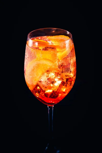 Stylish Alcoholic Aperol Spritz Trendy Cocktail Orange Slice Black Background — Stock Photo, Image