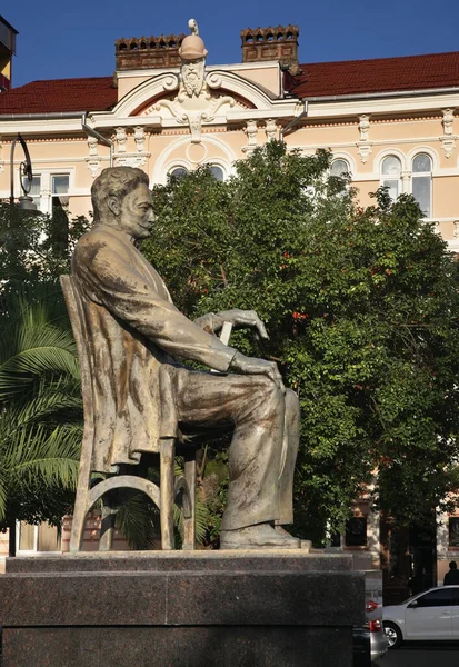Памятник Мемеду Абашидзе Площади Европы Батуми Автономная Республика Аджария Грузия — стоковое фото
