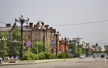 Khabarovsk 'taki Muravyov-Amursky Caddesi. Rusya