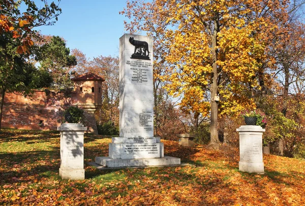 Památník Italského Carbonari Spilberském Parku Brno Česká Republika — Stock fotografie