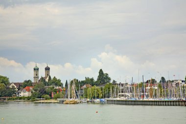 Friedrichshafen limanı. Almanya