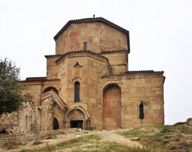 Jvari Manastırı - Mtskheta yakınlarındaki Haç Manastırı. Georgia