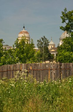 Torzhok 'taki Kudüs Kilisesi ve Şekil Değiştirme Katedrali. Tver bölgesi. Rusya
