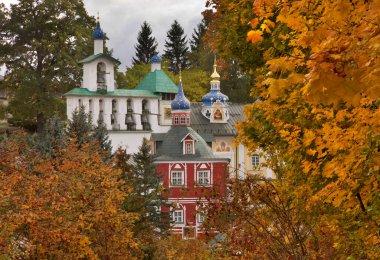 Pskov-Caves (Pskovo-Pechersky) Pechory 'deki Dormition Manastırı. Pskov Oblastı. Rusya