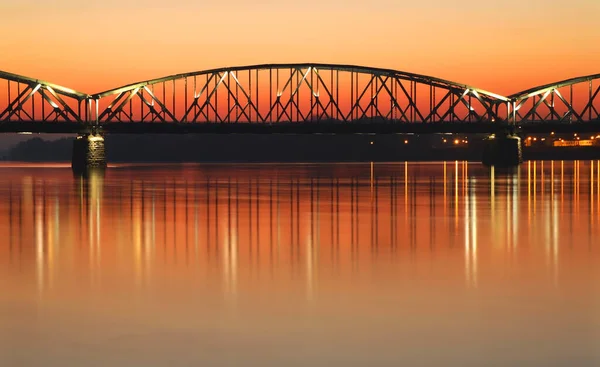 Puente Jozef Pilsudski Torun Polonia — Foto de Stock