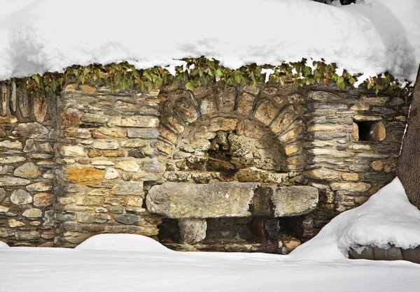 Stara Fontanna Ordino Andora — Zdjęcie stockowe