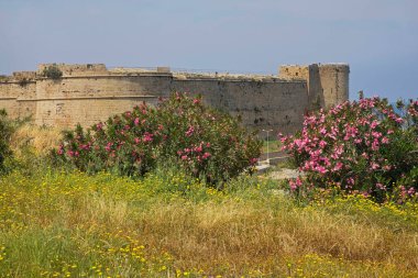 Kyrenia 'daki kale. Kıbrıs