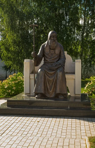 Denkmal Für Den Moskauer Patriarchen Hiob Kloster Heilige Entschlafung Stariza — Stockfoto
