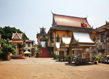 Phnom Penh 'deki Wat Ounalom (Unnalom) tapınağı. Kamboçya