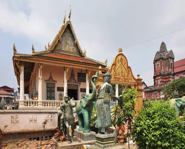 Пагода Саравоан Теко Храме Ват Саравоан Пномпене Камбоджа — стоковое фото