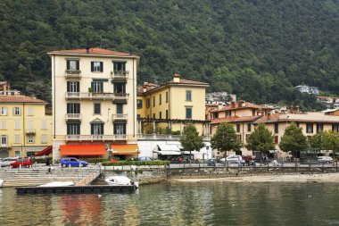 Como şehrinin manzarası. İtalya