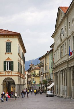 Como şehrinin manzarası. İtalya