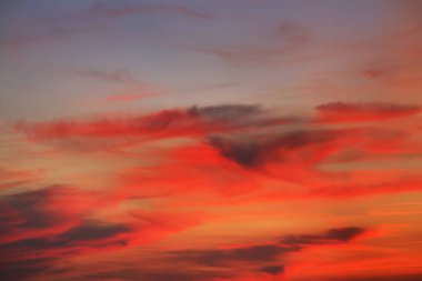 Torun 'da gün batımı. Polonya