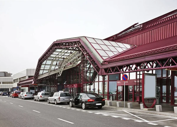 Terminal Doméstica Del Aeropuerto Chopin Varsovia Polonia —  Fotos de Stock