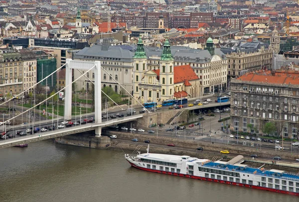 Erzsébet Híd Duna Felett Budapesten Magyarország — Stock Fotó
