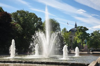 Oslo 'daki Eidsvolls Plass' ta Spikersuppa havuzu. Norveç
