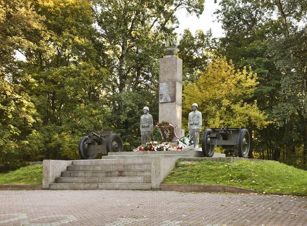 在Novy Dwor Mazowiecki附近的Modlin要塞卫士纪念碑 — 图库照片