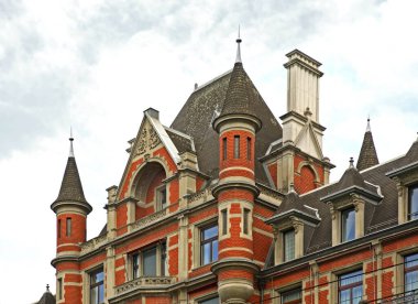 Zürih 'teki eski binanın bir parçası. İsviçre