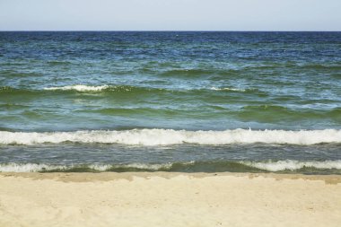 Jurata 'da bir plaj. Polonya