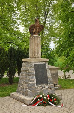 Pulawy 'deki vatan savunucularının anıtı. Polonya