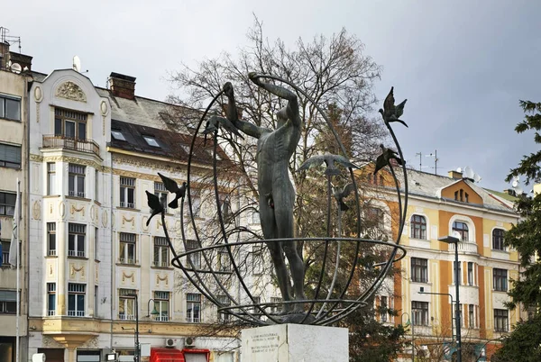 Μνημείο Του Πολυπολιτισμικού Ανθρώπου Στο Σεράγεβο Βοσνία Ερζεγοβίνη — Φωτογραφία Αρχείου