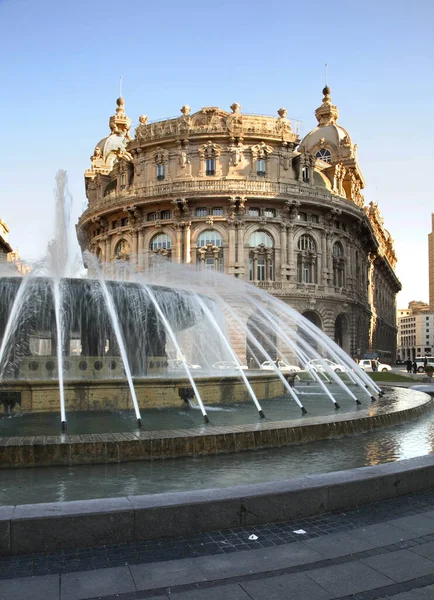 Fuente Piazza Ferrari Génova Italia — Foto de Stock