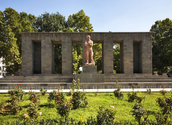 Monumento Stepan Shahumyan Erevan Arménia — Fotografia de Stock