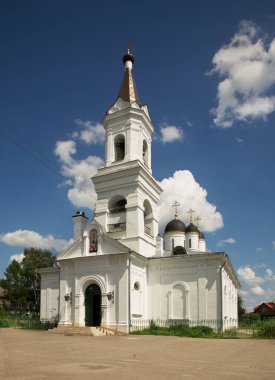 Tver 'deki Hayat Veren Üçleme Kilisesi (White Trinity). Rusya