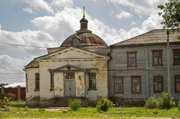 特维尔圣诞女修道院的生命奉献三位一体教堂 俄罗斯 — 图库照片