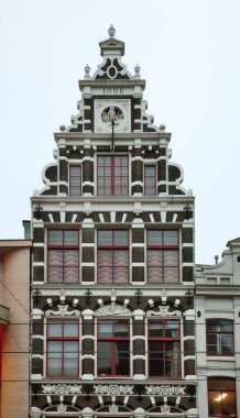 Amsterdam 'daki eski evin bir parçası. Hollanda