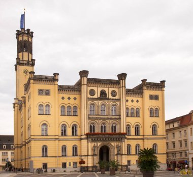 Zittau 'daki Market Meydanı' ndaki kasaba evi. Almanya