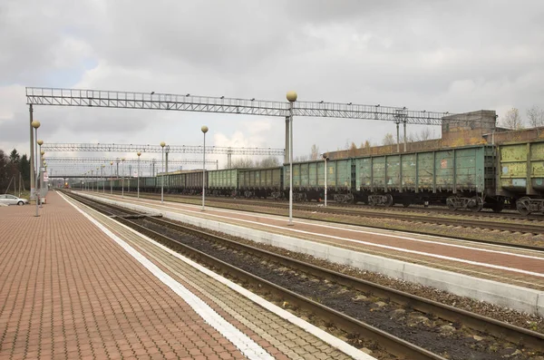 ゼレズノゴルスクのミハイロフスキー鉱山鉄道駅 クルスク オブラスト ロシア — ストック写真