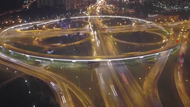 Cronometragem Aérea Tráfego Viaduto Moscou Beltway Paisagem Urbana Noturna — Vídeo de Stock