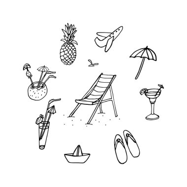 El çizimi yaz tatilleri sembolleri: plaj sandalyesi, parmak arası terlikler, kokteyller, kağıt tekne, ananas, martı, şemsiye ve uçak. Beyaz arka planda siyah mürekkeple karalama stili. Vektör illüstrasyonu.